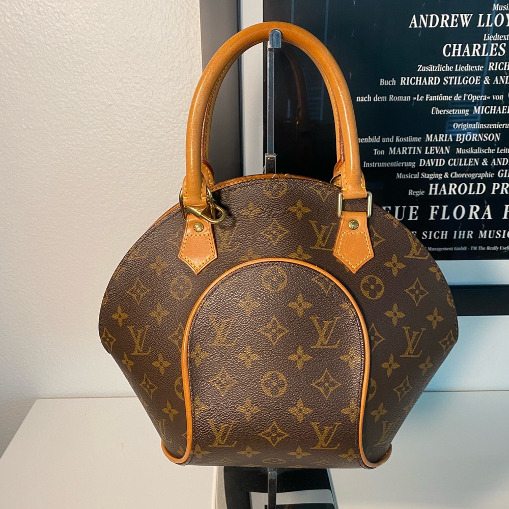 Louis Vuitton Vintage Ellipse PM - Picture 2 of 10